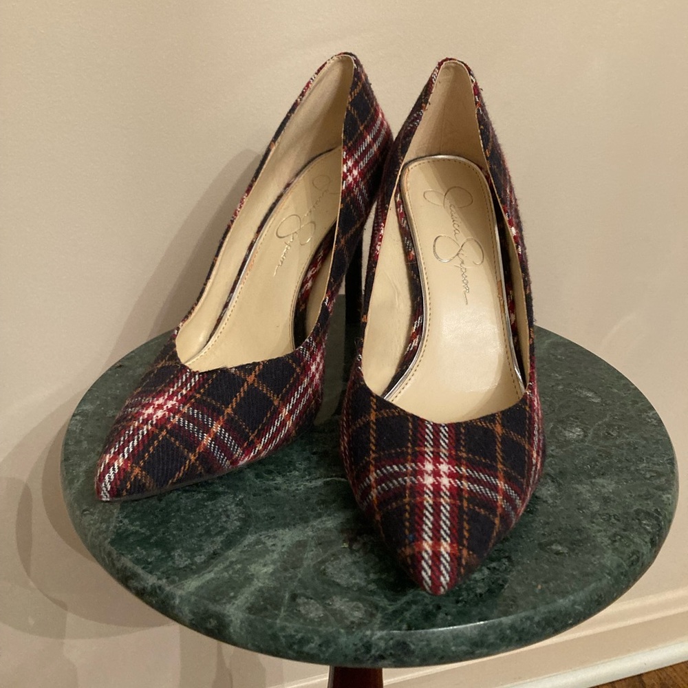 Jessica Simpson // Plaid Haneh Pump // size 9